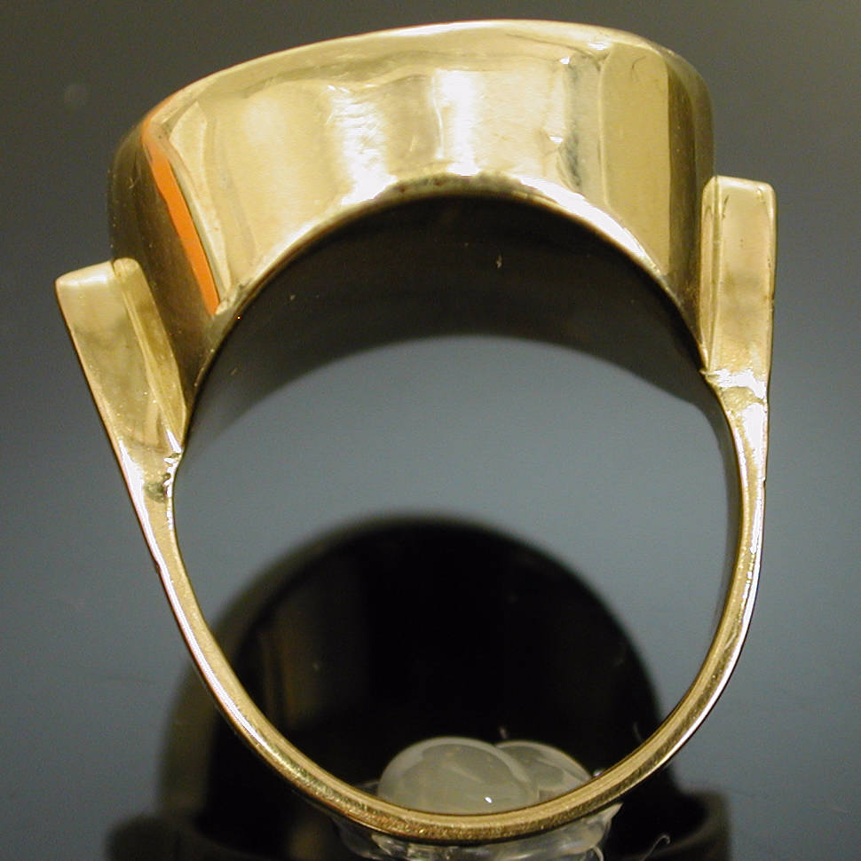 Vintage intaglio golden mens ring (image 4 of 5)